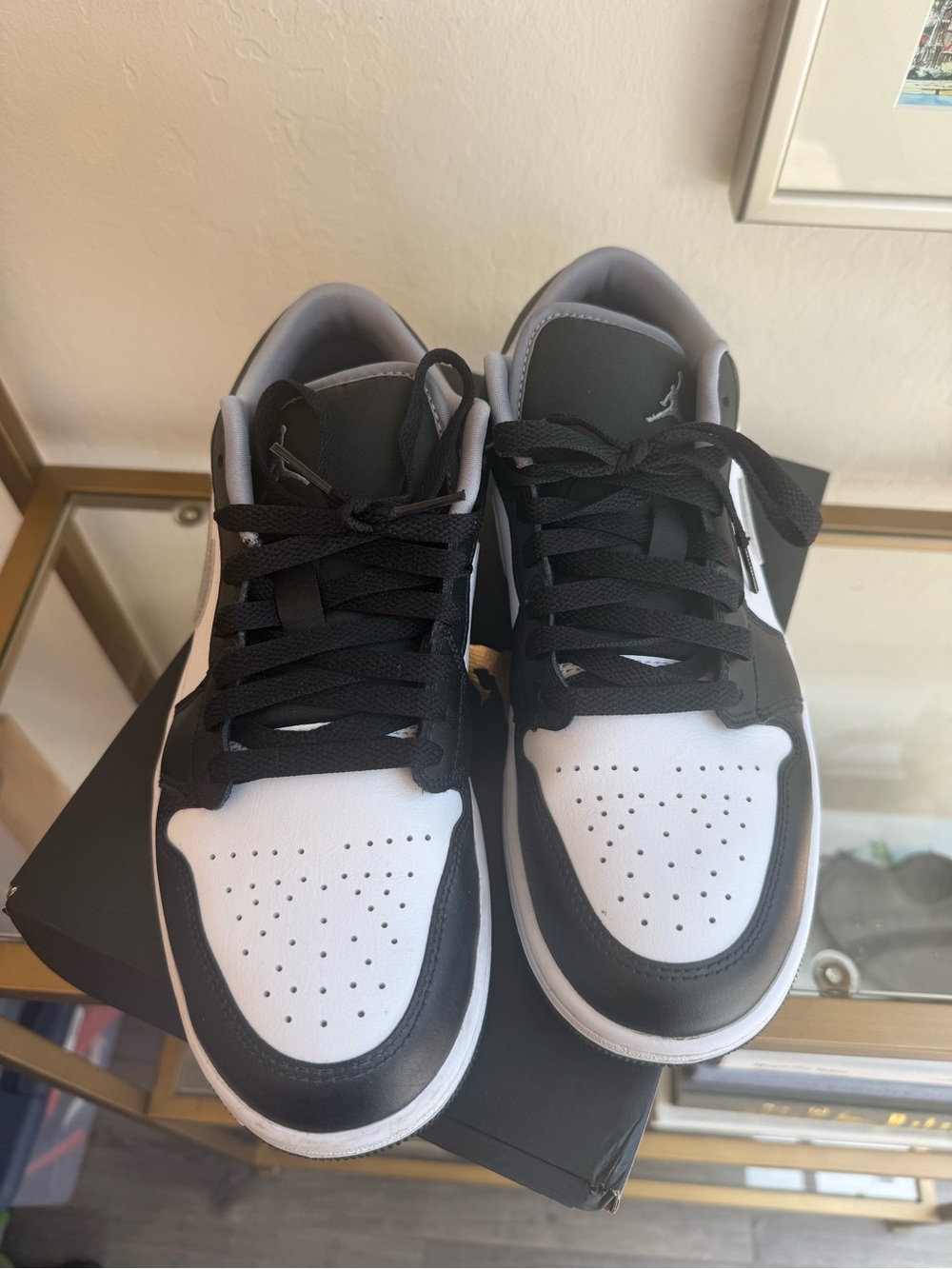Nike Air Jordan 1 Low - Retro Sneaker in Black, White & Gray - Picture 9 of 13
